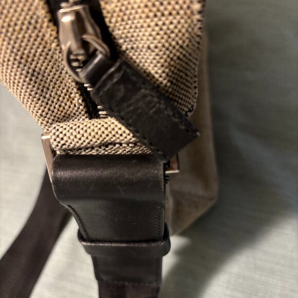 PRADA Canapa Linen Sport Messenger Bag - Picture 4 of 8